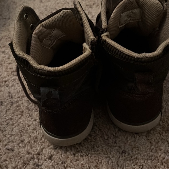 Men’s Boots - Picture 2 of 14